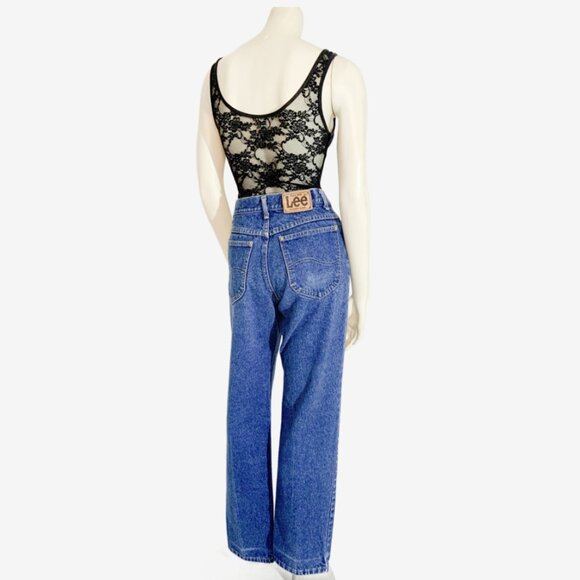 Vintage Medium Blue Wash LEE Jeans / Made in USA / 28 inch waist / size Small - Picture 1 of 14